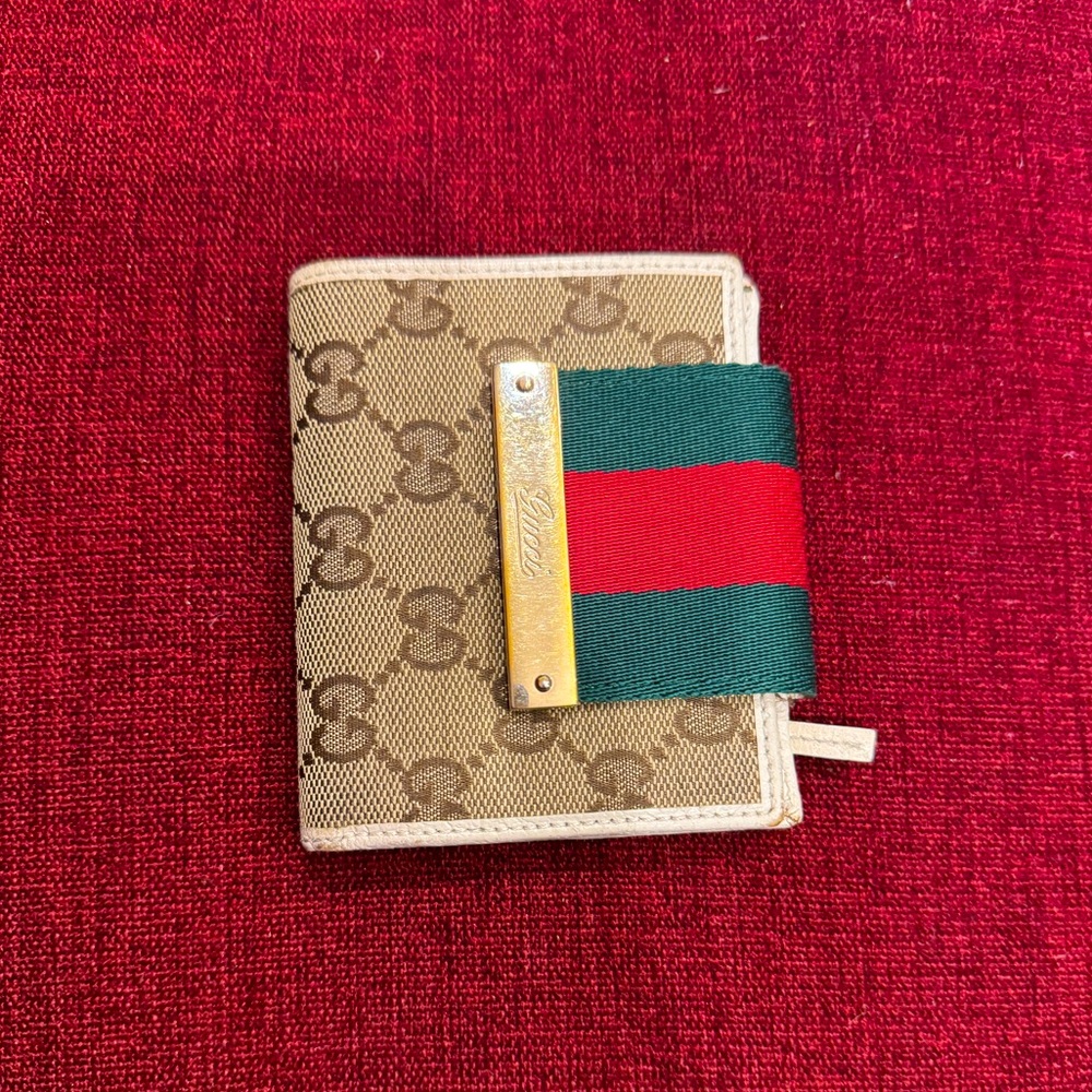 GUCCI wallet- monogram beige with green red stripe